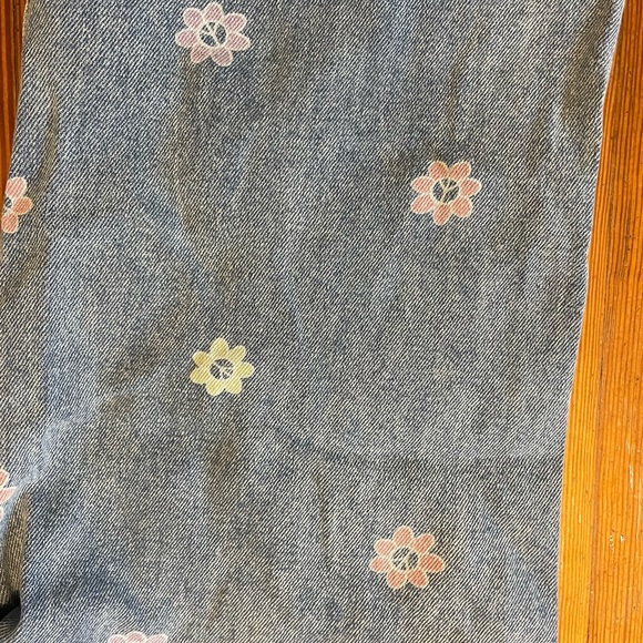 Jeans - Picture 6 of 6